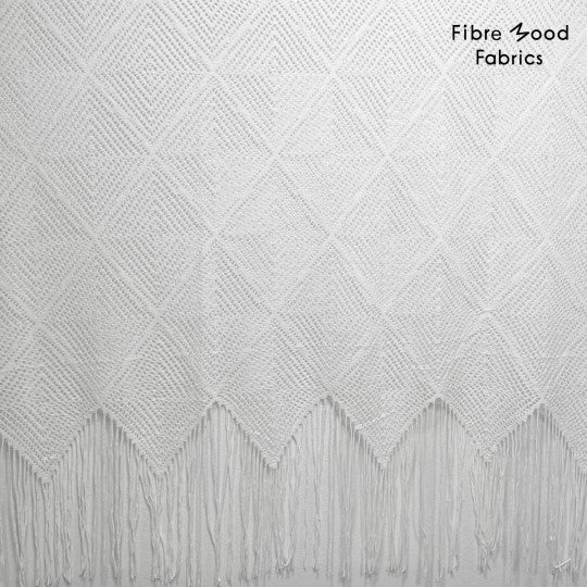 Punto crochet blanco con flecos