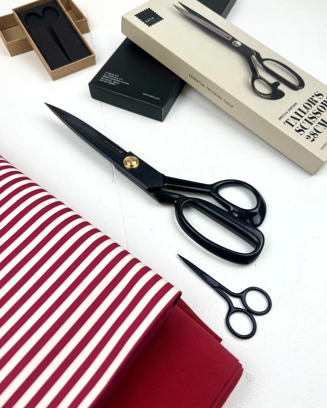 Tijeras sastre acero negras