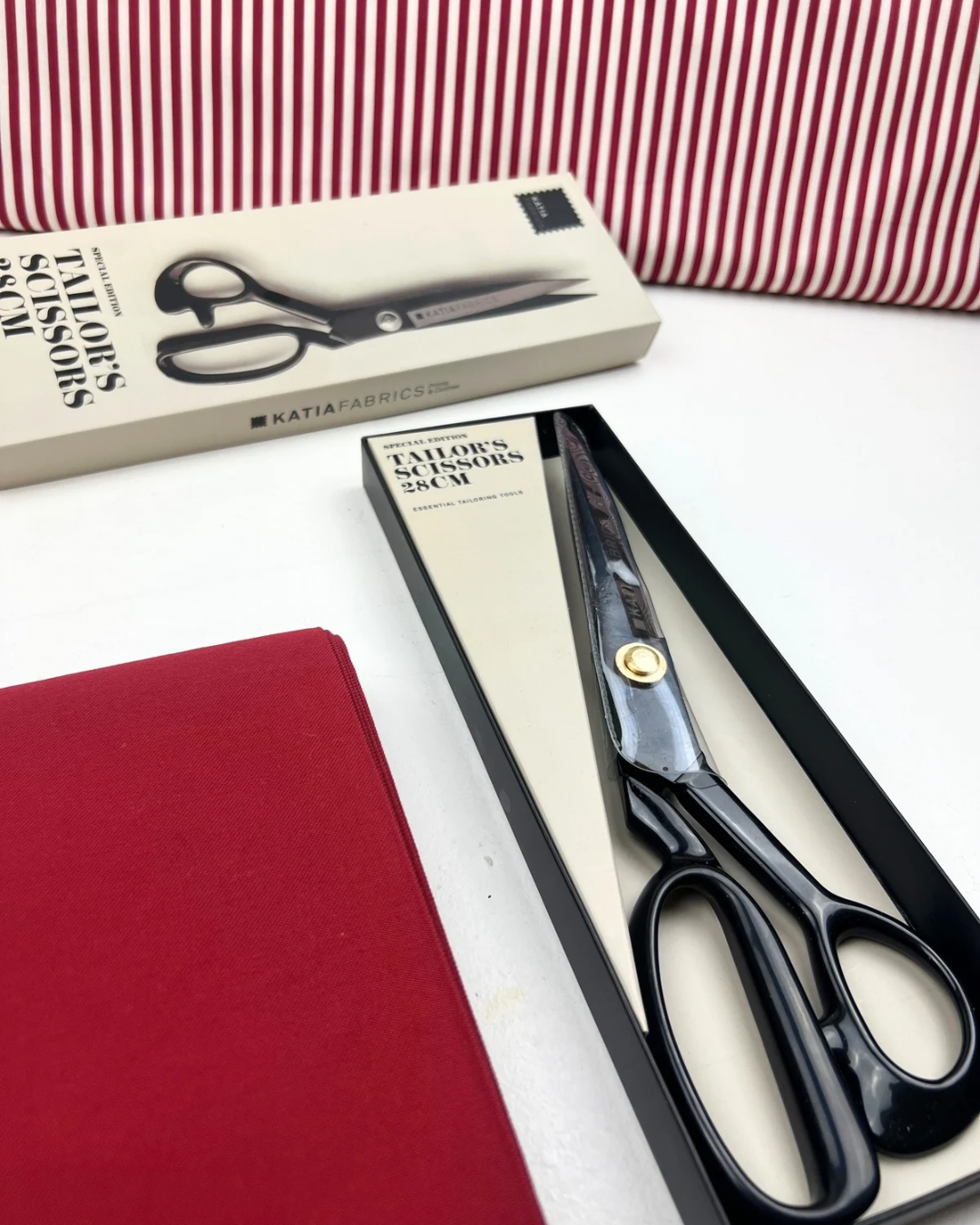 Tijeras sastre acero negras