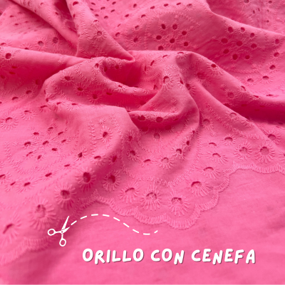 *RETAL* Batista bordada rosa 130x130 cm