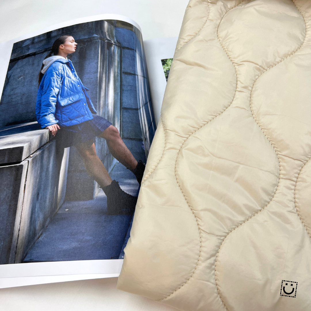 Tela acolchada impermeable beige