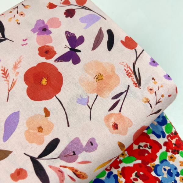 Tela popelín amapolas y mariposas