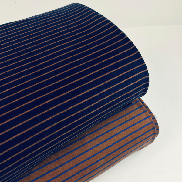 Punto jersey azul marino rayas marrones