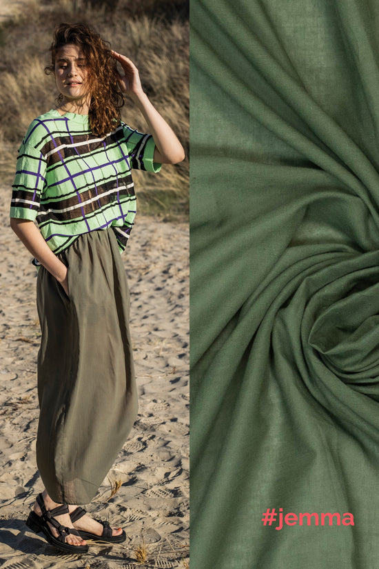 Cargar imagen en el visor de la galería, Patrón falda Jemma Tela batista de algodón verde de Fibre Mood en Fabric Mumu
